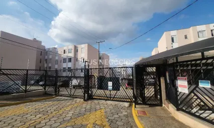 Apartamento à Venda por R$ 165 Mil no Antenor Baddini: 2 Dormitórios e Ótima Localização