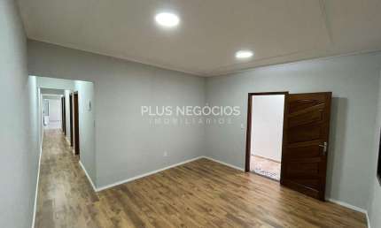 Casa térrea com 3 quartos recem reformada, próxima ao Campolim, Parque Jatai,  Votorantim/SP