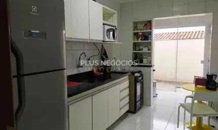Apartamento à venda, Jardim Maria do Carmo, Sorocaba, SP - Térreo no Condomínio Divina Dalva – Seu