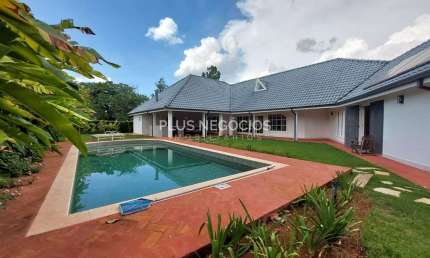Excelente oportunidade no Condominio Lago Azul Golfe Clube, casa com 5 dormitorios, ambientes amplo