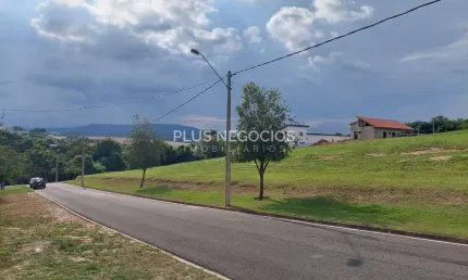 Casa em construção no condomínio Village Ipanema II, excelente oportunidade, estuda permuta de até