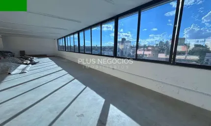 Loja Comercial para Alugar na Av. Washington Luiz – 1.235m², 40 Vagas, 3 Andares – Alto Fluxo