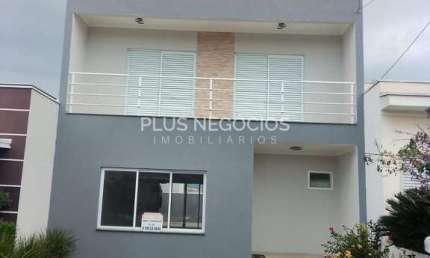 Casa à Venda com 3 Dormitórios, 1 Suíte e 164 m² de Área Útil no Horto Florestal III – Conforto e T