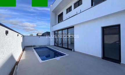 Casa Térrea Nova à Venda no Condomínio Cyrela Esplanada – 3 Suítes, Piscina e Lazer Completo