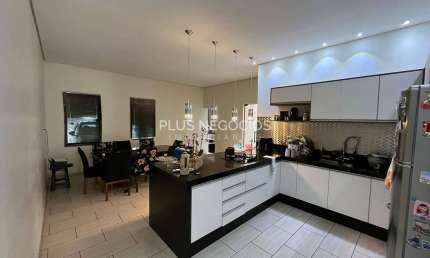 Casa à venda no Central Parque em Sorocaba com 3 dormitórios, espaço gourmet, excelente localização