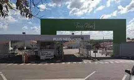 Casa em condomínio fechado no Wanel Ville, Sorocaba – 2 dorms, piscina privativa, espaço gourmet e