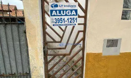 Casa com 1 dormitório para alugar, 30 m² por R$ 800,00/mês - Conjunto São Benedito - Jacareí/SP