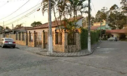 Casa com 3 dormitórios para alugar, 208 m² por r$ 3.706,73/mês - jardim siesta - jacareí/sp