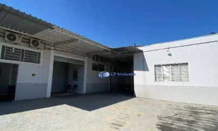 Sala comercial com 7 salas para alugar na Rua Alzira Pires de Moraes, 25, Jardim América, Jacareí