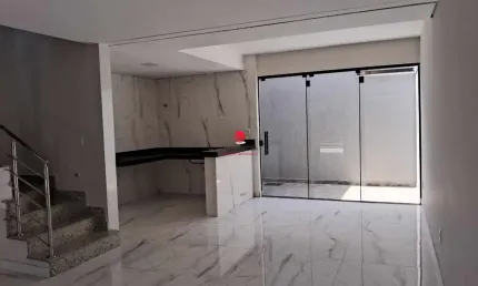 Casa com 3 quartos à venda na Rua José do Patrocínio, 263, Santa Mônica, Belo Horizonte por R$ 659.900