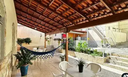Casa com 4 quartos à venda na L, 216, Colorado, Contagem por R$ 750.000