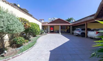 Casa com 5 quartos para alugar na Rua Apucarana, 37, Ouro Preto, Belo Horizonte por R$ 6.600