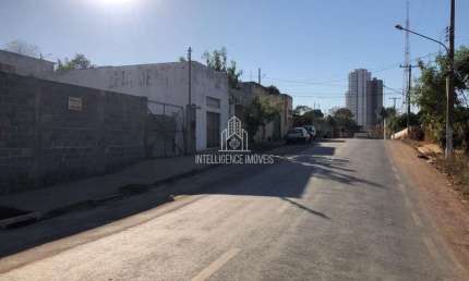 Terreno à venda no Bairro Jardim Monte Líbano em Cuiabá/MT. Com área de 360m².
