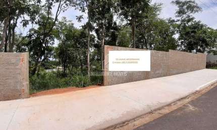 ##Terreno à Venda no Bairro Santa Rosa - Cuiabá/MT. Com área de 900m². ##