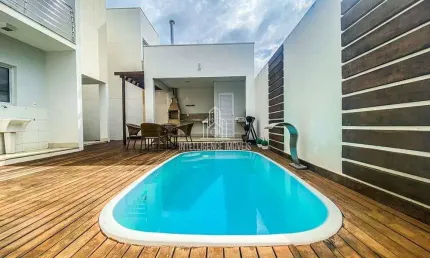 Casa em Condomínio à venda na modalidade Porteira Fechada, no Condomínio Horizontal Pacem com 03 su