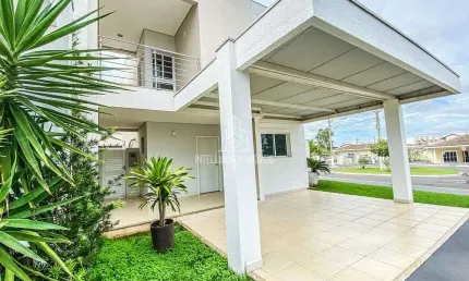 Casa à venda Com 03 Suítes sendo 01 máster com closet e área construída de 155 m², Condomínio Pacem