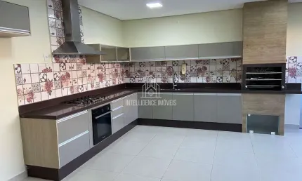 ** Casa à venda no Condomínio Reserva Rio Cuiabá, com 03 quartos sendo 01 suíte, localizado no bair