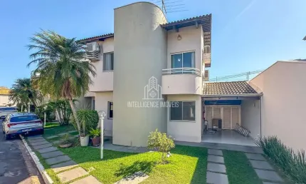 Casa à venda, sobrado com 3 quartos sendo 1 suíte em 146m² atrás do Shopping Estação, Barra do Pari