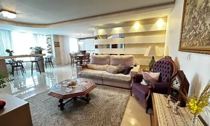 Lindo Apartamento com 2 suítes à venda no Centro de Joinville - SC
