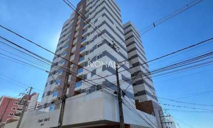 Cobertura com 4 quartos sendo 2 suítes no Edifício Pablo Vilaró Victor Hugo