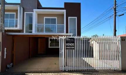 Casa com 3 quartos à venda na Rua Paranavaí, 507, Uvaranas, Ponta Grossa