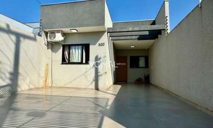Casa térrea semimobiliada a venda com 3 quartos sendo 1 suíte no Uvaranas