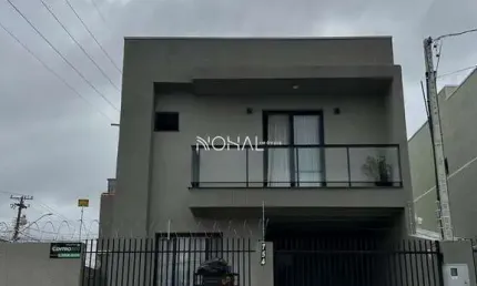 Casa semi mobiliada de esquina a venda com 3 quartos sendo 2 suítes no Uvaranas