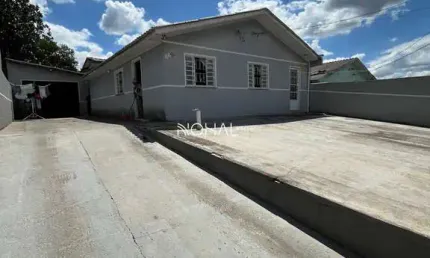 Casa Térrea de 3 quartos, com móveis planejados, Bairro Neves, Ponta Grossa