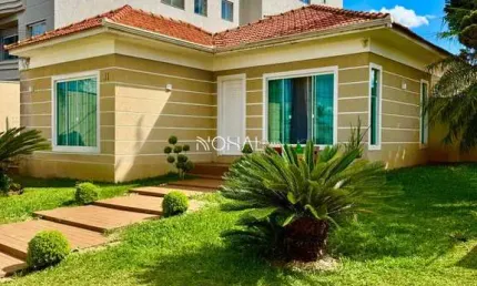 Casa semi mobiliada a venda com 3 quartos sendo 1 suíte - Uvaranas