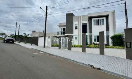 Residência semimobiliada a venda com 3 suítes no Bairro Oficinas