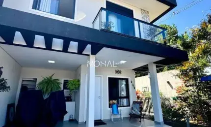 Casa semimobiliada a venda com 3 quartos sendo 1 suíte no Jardim Carvalho