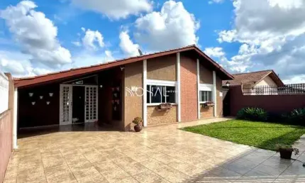 Casa semimobiliada a venda com 3 quartos no Bairro Estrela