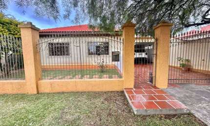 Casa com 4 quartos à venda na Rua Coronel Vivida, 754, Oficinas, Ponta Grossa