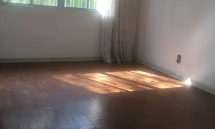 Apartamento amplo com cara de casa proximo ao Assai Sezefredo
