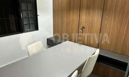Sala comercial para alugar no Centro, Uberlândia 