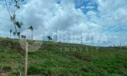 Excelente terreno em condomínio fechado Terras Alphas em Uberlândia