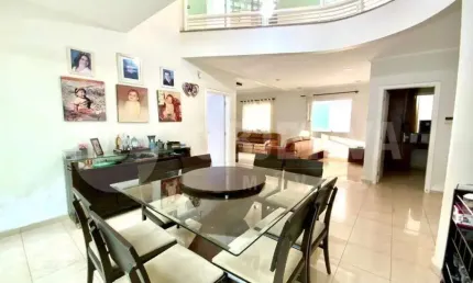 Casa para aluguel, 4 quartos, 2 suítes, 8 vagas, JARDIM KARAIBA - UBERLANDIA/MG