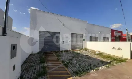 Loja para aluguel, 3 vagas, LOTEAMENTO RESIDENCIAL PEQUIS - UBERLANDIA/MG