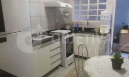 Ótima casa a venda no bairro Cidade Jardim em Uberlândia