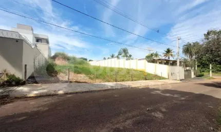 Excelente lote no bairro jardim inconfidência em uberlândia