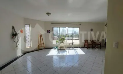 Apartamento à venda, 3 quartos, 1 suíte, 1 vaga, CENTRO - UBERLANDIA/MG