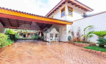 Casa à venda, 4 quartos, 3 suítes, 5 vagas, JARDIM COLINA - UBERLANDIA/MG