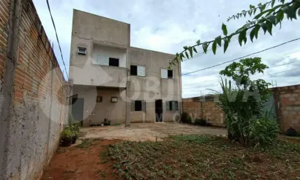 Oportunidade de terreno comercial ou residencial a venda no bairro New Golden Ville