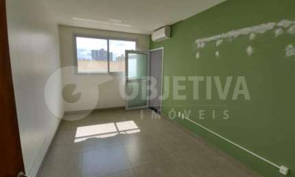 Sala comercial para alugar no Martins, Uberlândia 