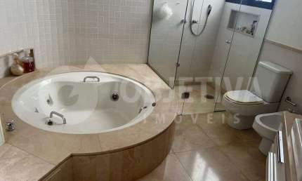 Belíssimo apartamento na região mais charmosa de Uberlândia