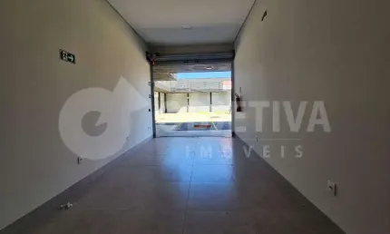 Excelente loja comercial na avenida nicomedes alves para aluguel