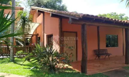 Belíssima chácara disponível para venda no setor Chácaras Bom Jardim