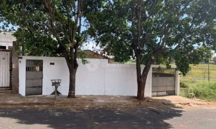 Terreno no Bairro Santa Monica disponível para venda