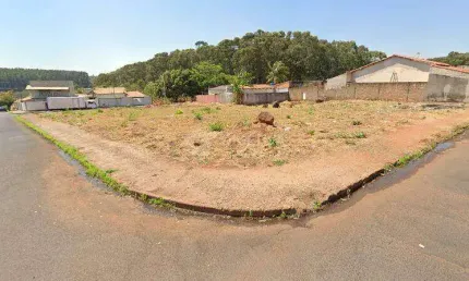 Terreno à venda no Taiaman, Uberlândia 