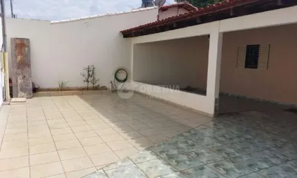 Casa à venda, 2 quartos, 2 vagas, SAO LUCAS - UBERLANDIA/MG